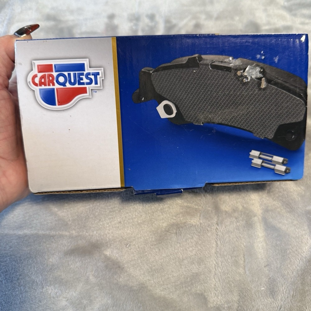 Disc Brake Pad Set-Premium Gold Ceramic Brake Pads CARQUEST GNAD1844 - Picture 2 of 5